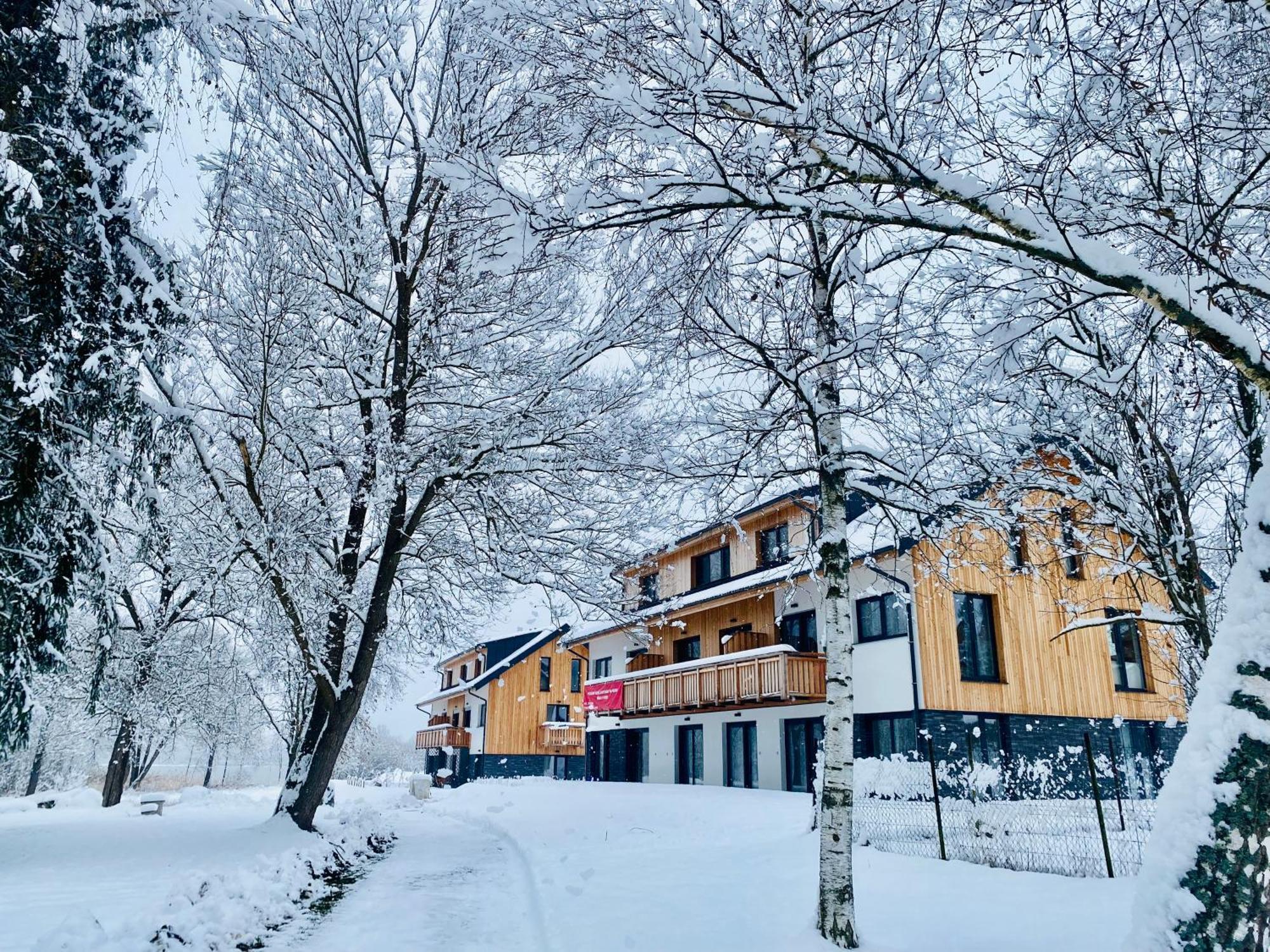 Apartman Na Brehu Lipna Černá v Pošumaví Kültér fotó