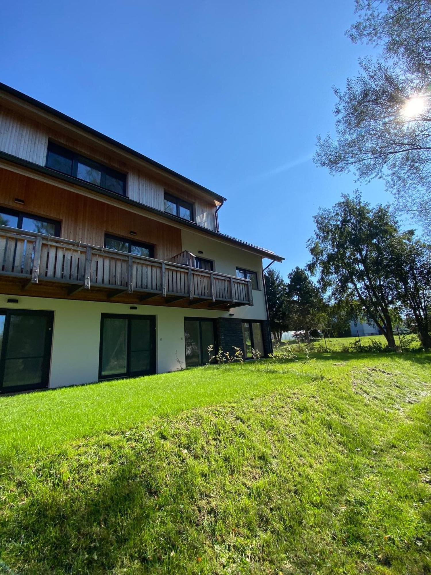 Apartman Na Brehu Lipna Černá v Pošumaví Kültér fotó