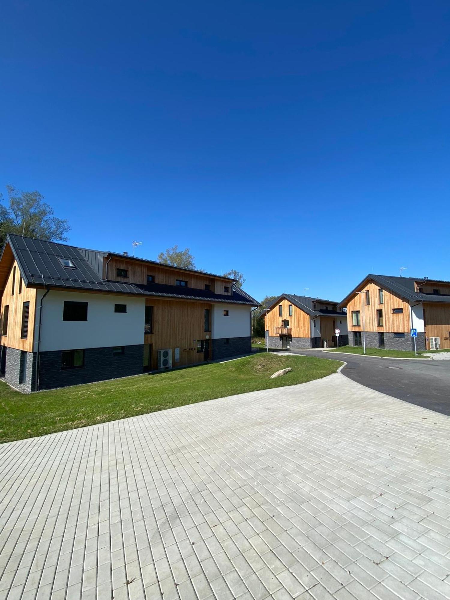 Apartman Na Brehu Lipna Černá v Pošumaví Kültér fotó